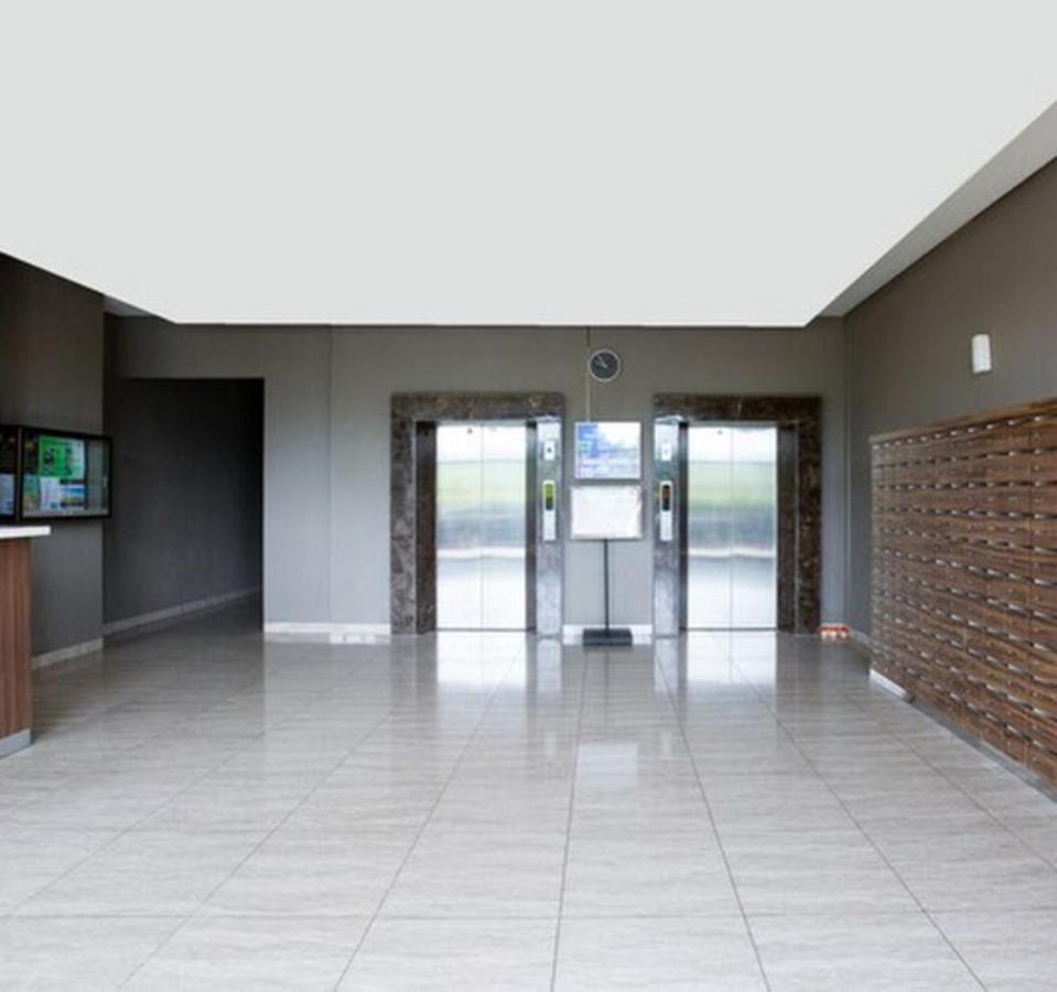 Dinda Apartment Serpong Green View Ciater Hilir エクステリア 写真